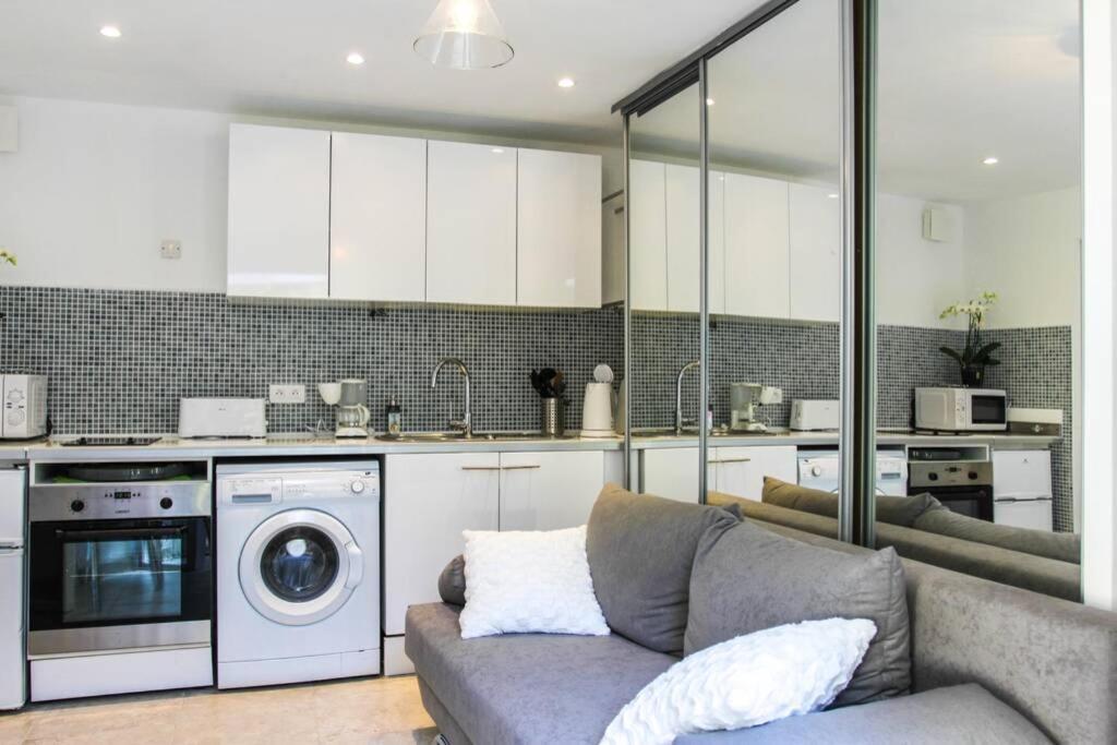 Appartement Lumineux Avec Terrasse Jardin Et Acces Piscine Villefranche-sur-Mer Exterior foto